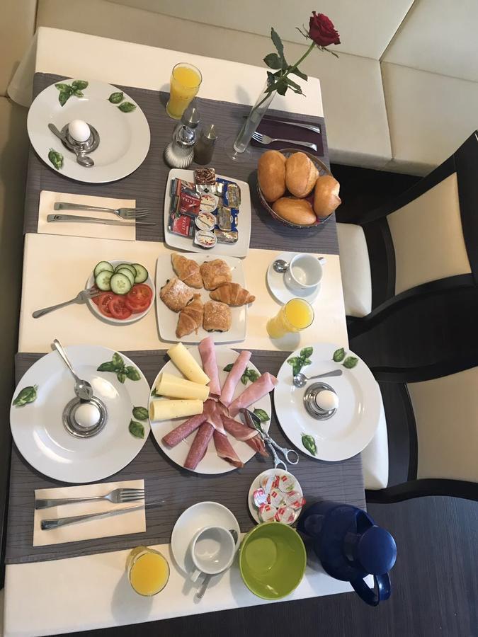 Hotel Friedrich Хахенбург Экстерьер фото